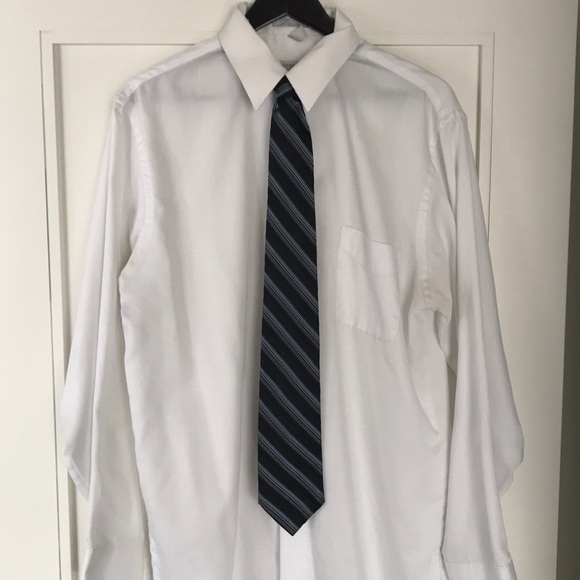 Like New! 100% Silk Tie Calvin Klein - Blue & Black - Picture 1 of 5